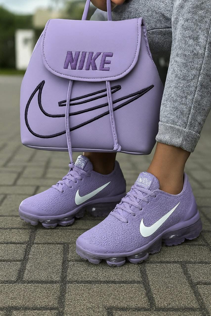 **🔥 The Amazing Customized Vapormax Sneakers " + Matching Shoulder Bag Reign Supreme in Style 🔥**